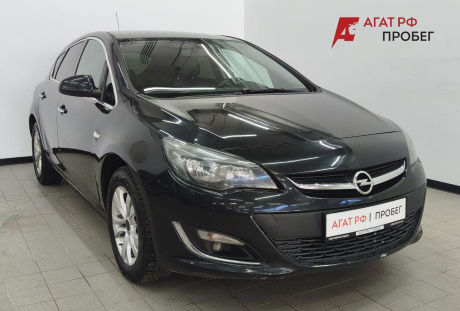 Opel Astra 2013 года с пробегом 198 050 км