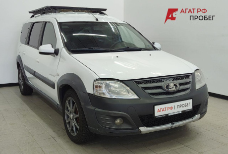 LADA Largus универсал (7м) 2019 года с пробегом 213 748 км
