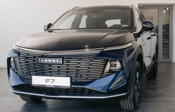 Haval F7 II Рестайлинг Премиум 1.5T АКП 150 передний привод 26 г.в. 26 м.г.