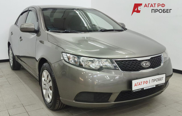 Kia Cerato 2011 года с пробегом 200 480 км, фото 1