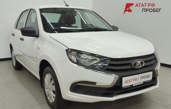 LADA Granta седан 2021 года с пробегом 63 768 км, фото 1
